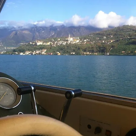 Boats & Breakfast Porto Antico Fortyseven Botel Genova