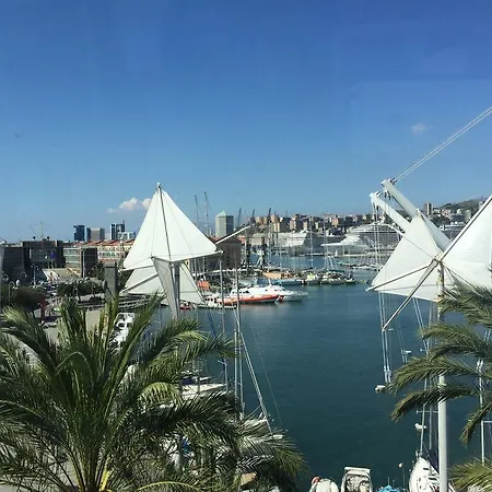 Botel Boats & Breakfast Porto Antico Fortyseven Genova